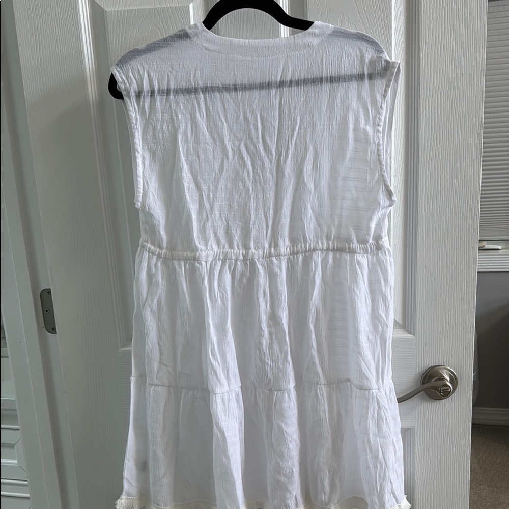 Amazon White Swim Coverup Lightweight and Stylish - Picture 6 of 6